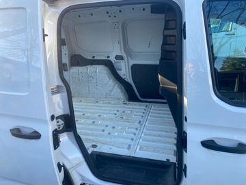 Volkswagen Caddy - 10