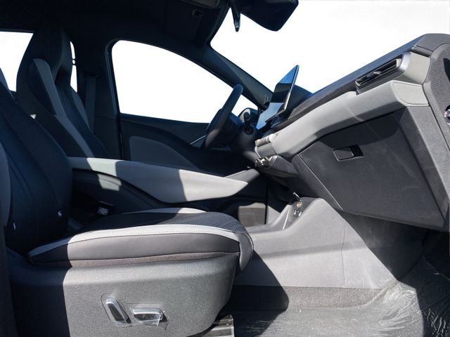 BYD Dolphin Surf 43kWh Boost Kamera+ACC+Navigation+