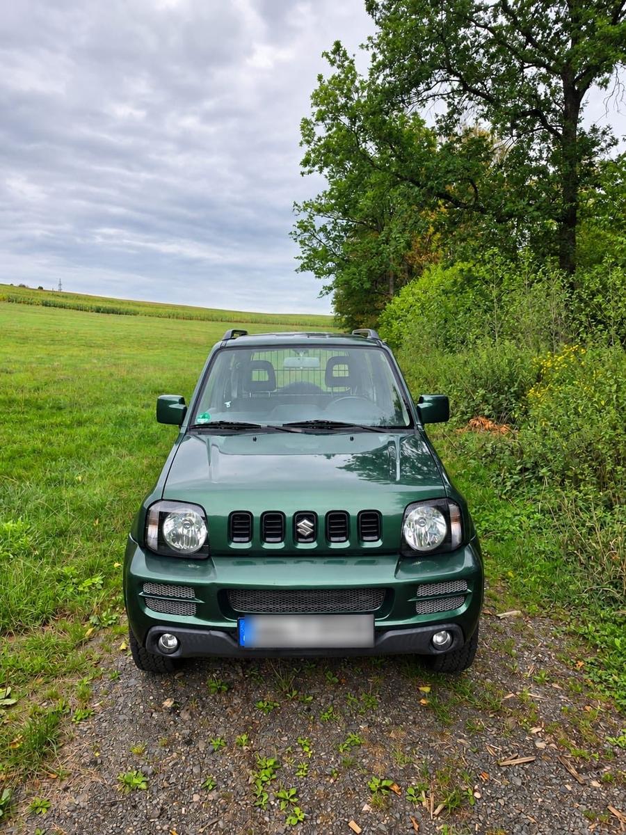 Suzuki Jimny 2010 — interior