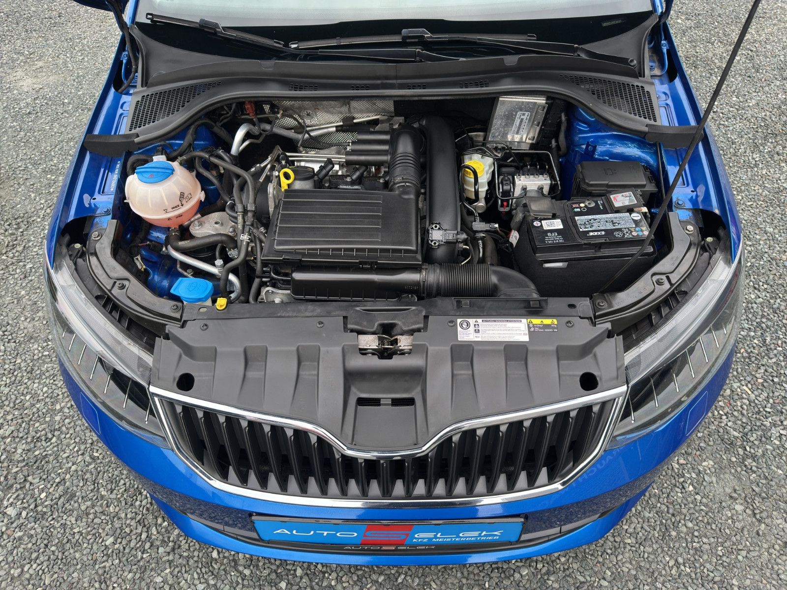 Fahrzeugabbildung SKODA Fabia Drive/ NAVI/ SITZHEIZUNG/ KLIMA