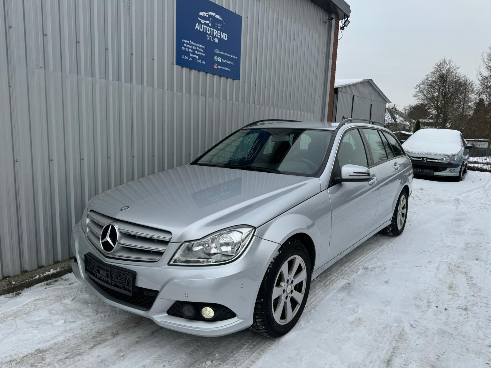 Mercedes-Benz C 220 T-Modell BlueEfficiency AHK SHZ PDC Navi