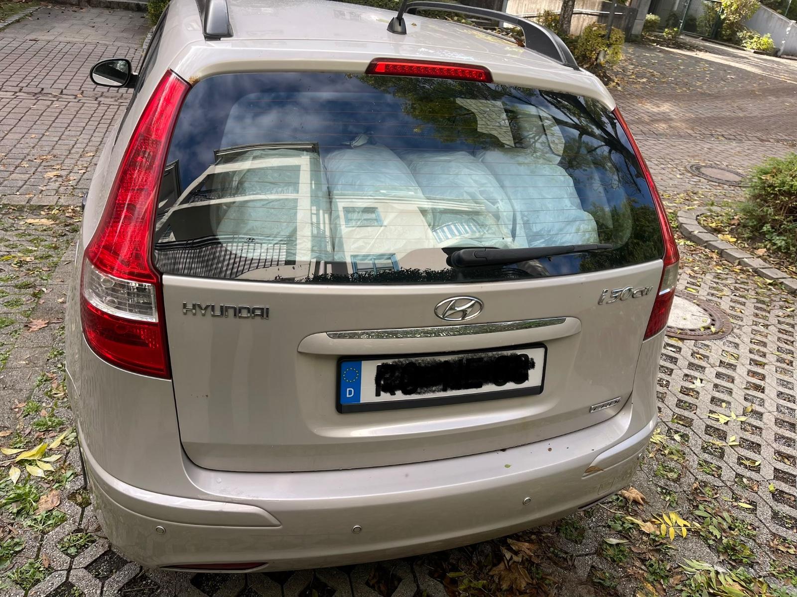 Hyundai i30 2011 — photo 8