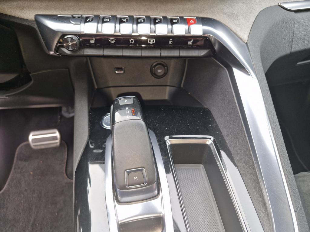 Peugeot 3008 GT BlueHDI FAP 180 EAT6