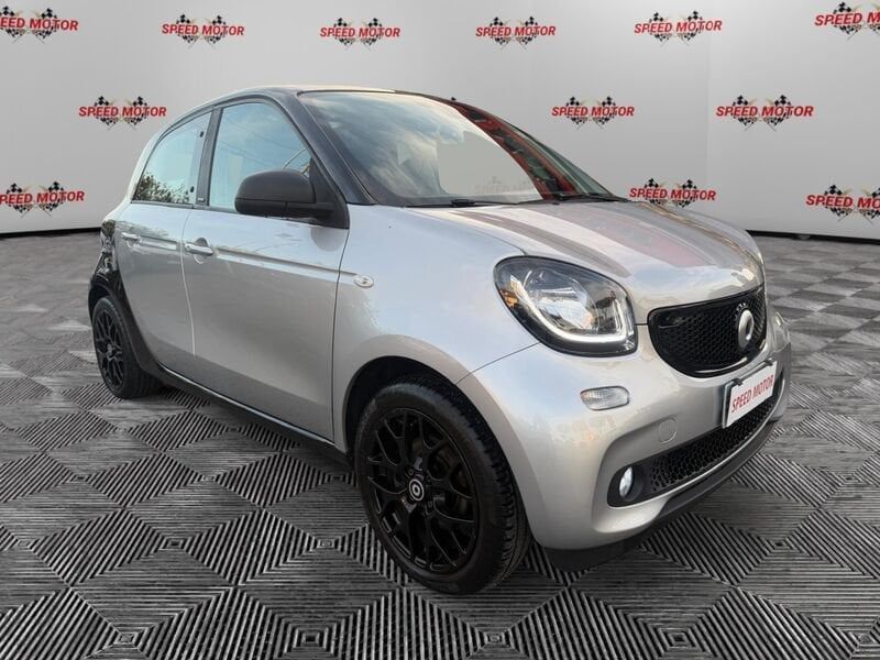 Image of Smart ForFour
