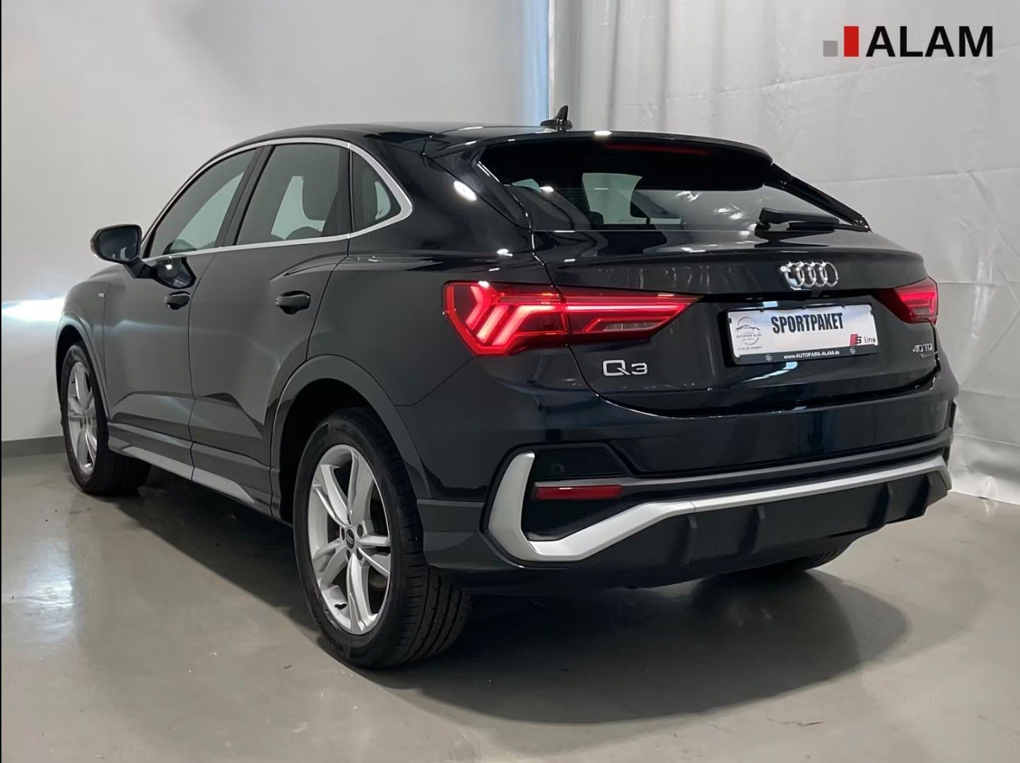 Audi Q3 SB 40 TDI quattro S line ACC AHK LED RFK ViCo foto 3