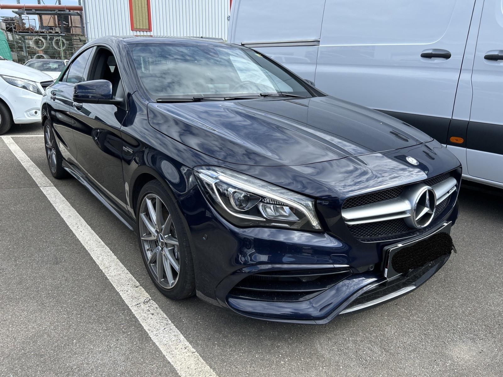 Mercedes-Benz CLA 45 AMG 4Matic*Pano*Navi*RFK*LED*Keyless*1.Hd