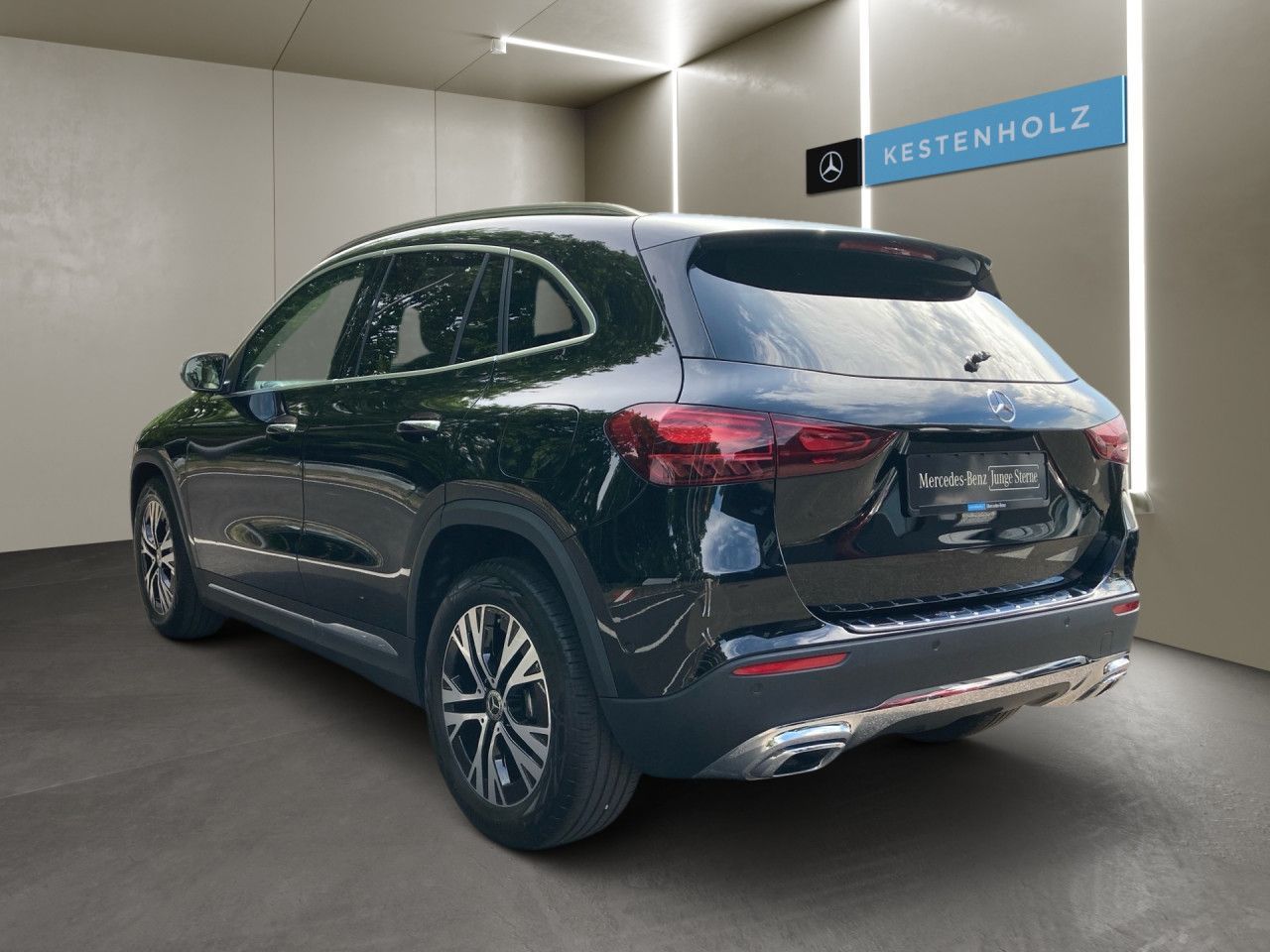 Mercedes-Benz GLA 180 LED Keyl-GO Kamera Laderaump Klimaautom foto 5
