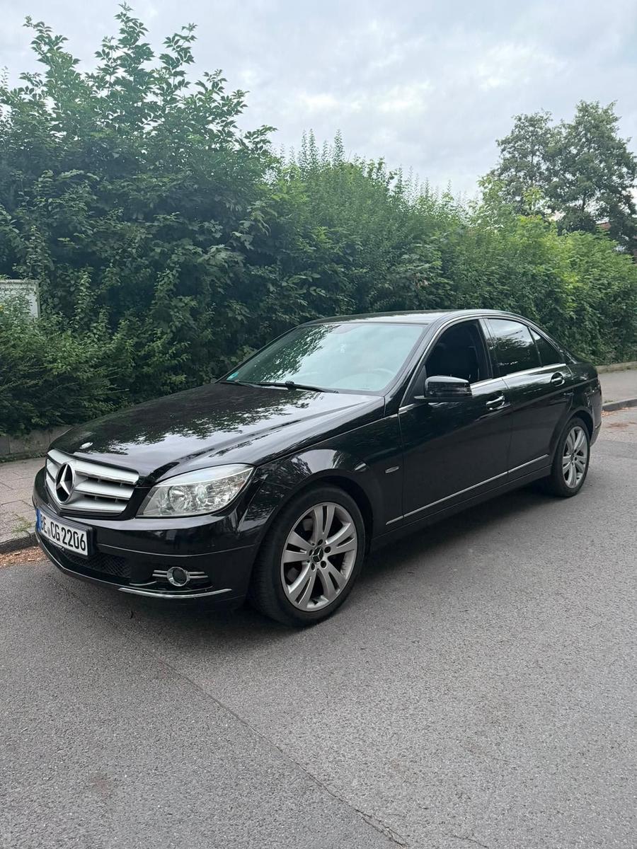 Mercedes-Benz C 220