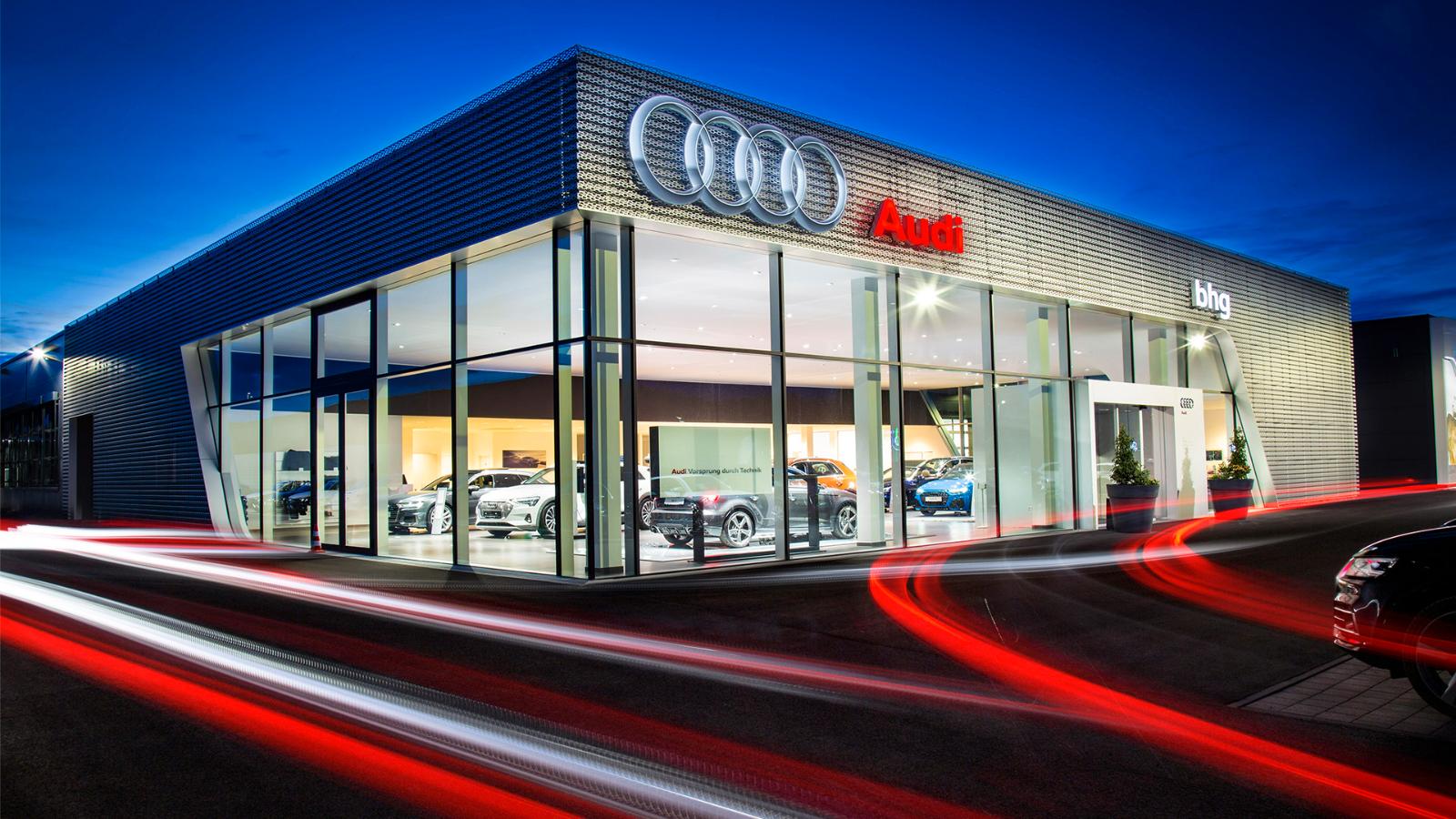 showroom-image-top
