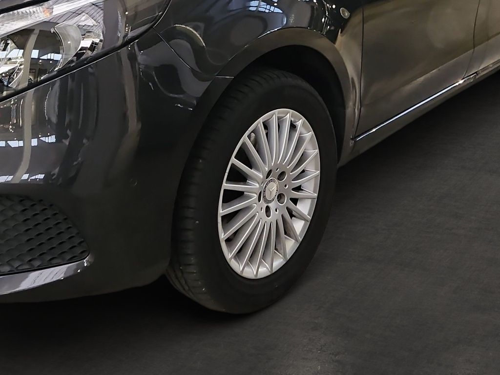 Fahrzeugabbildung Mercedes-Benz V 250 ED lang 4x4 Nav AHK PTS RFK 2 Schiebetüren