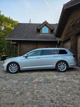 Volkswagen Passat Variant 2.0 TDI 176kW DSG 4MOTION - VW Passat Variant von privat