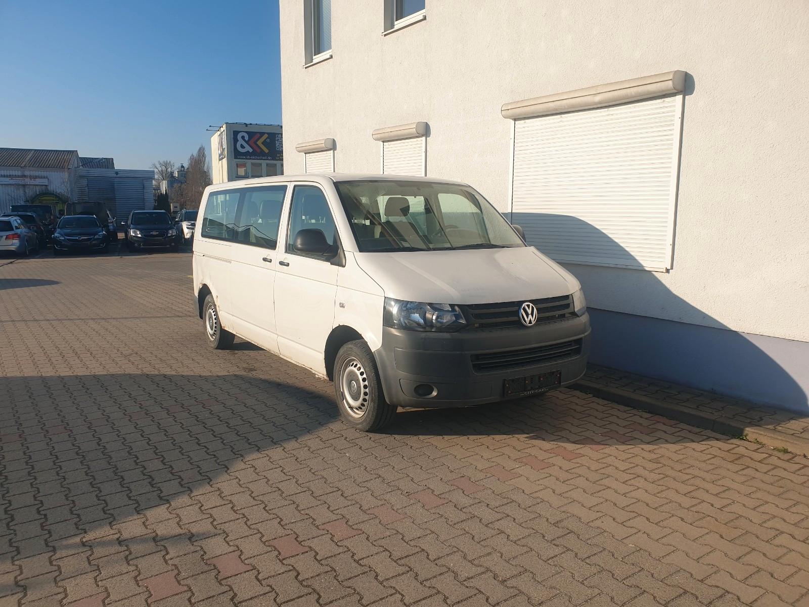 Volkswagen T5 Transporter Kombi lang 4Motion/9 Sitze/SH/AHK