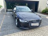 Audi A4 2.0 TDI Ambition,6-Gang, Panoramadach,AHK - Audi A4 aus 2012: TDI