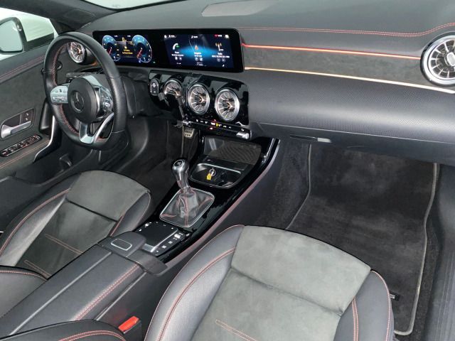 CLA 200 SB AMG Line AHK+PANO+LED