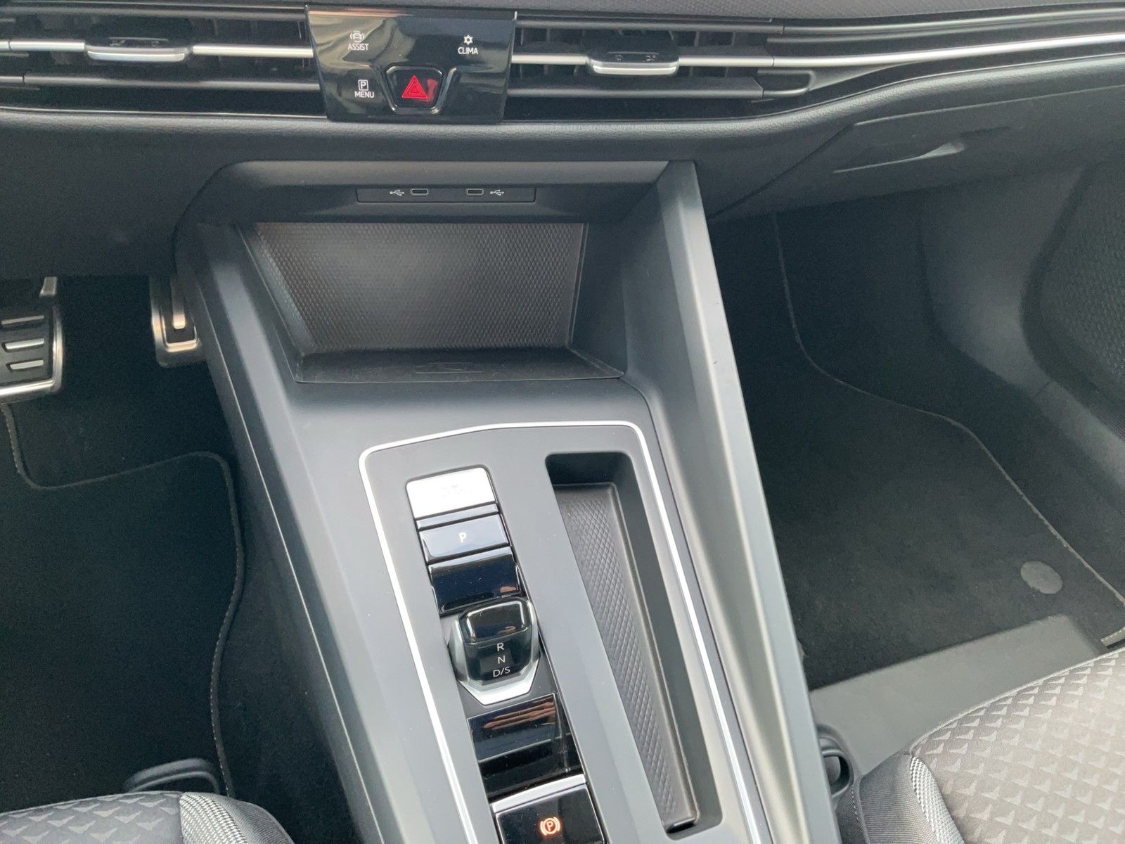 Volkswagen Golf Life 1.0 eTSI DSG /AHK/Navi/Sitzhz/LED foto 14
