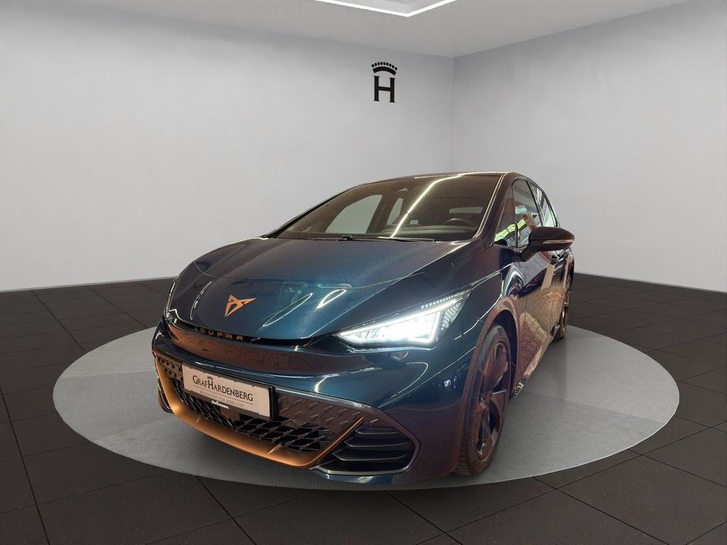 Cupra Born PDC Kamera ACC SzHzg