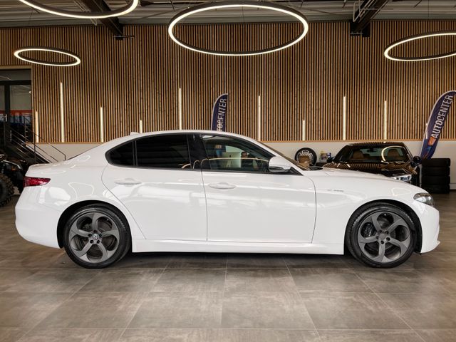 Alfa Romeo Giulia 2,2 JTDM Executive *BI-XENON*ACC*AHK*LED*