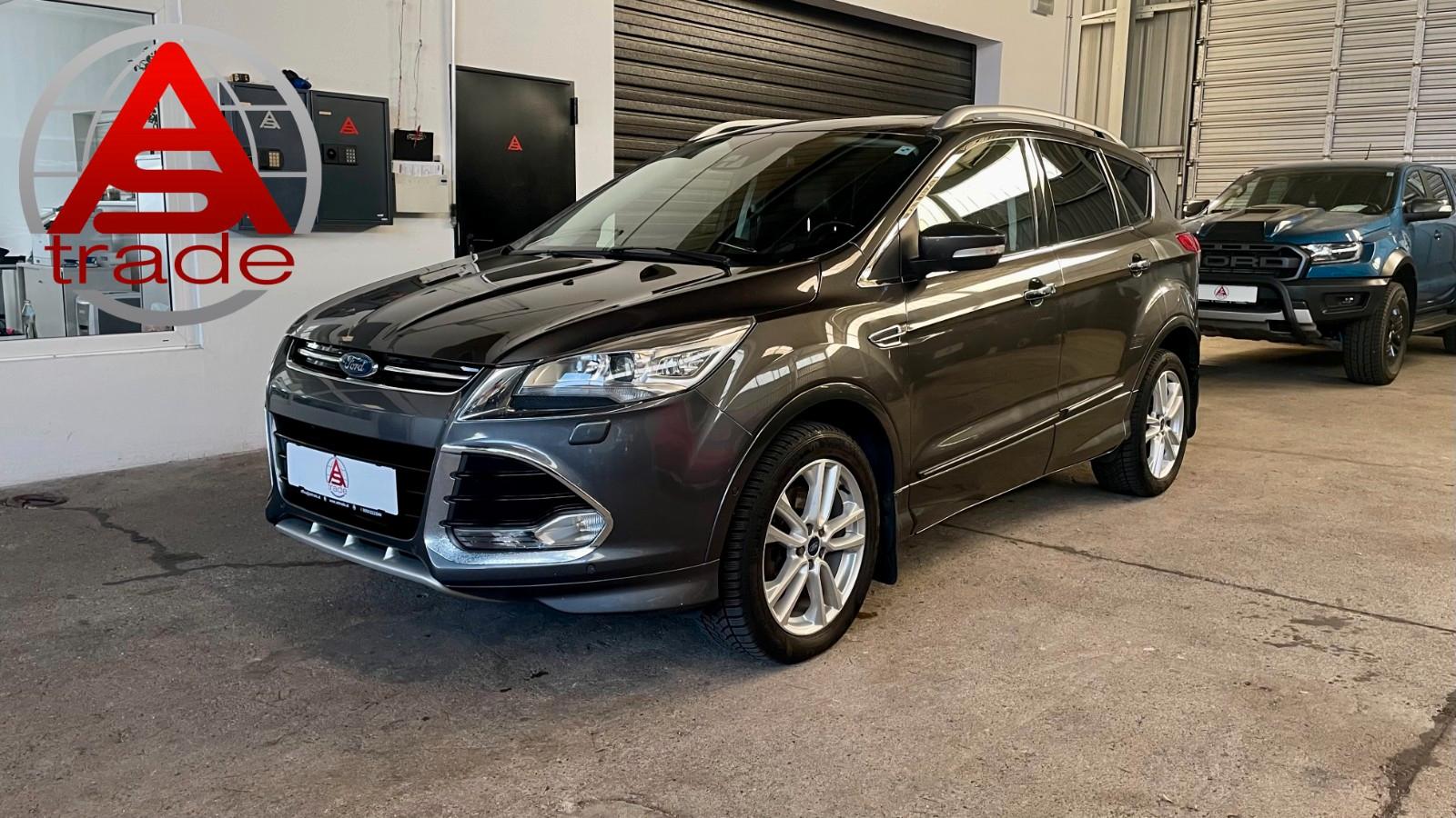 Ford Kuga 2,0 TDCI Aut. Titanium*Pano*4x4*AHK*