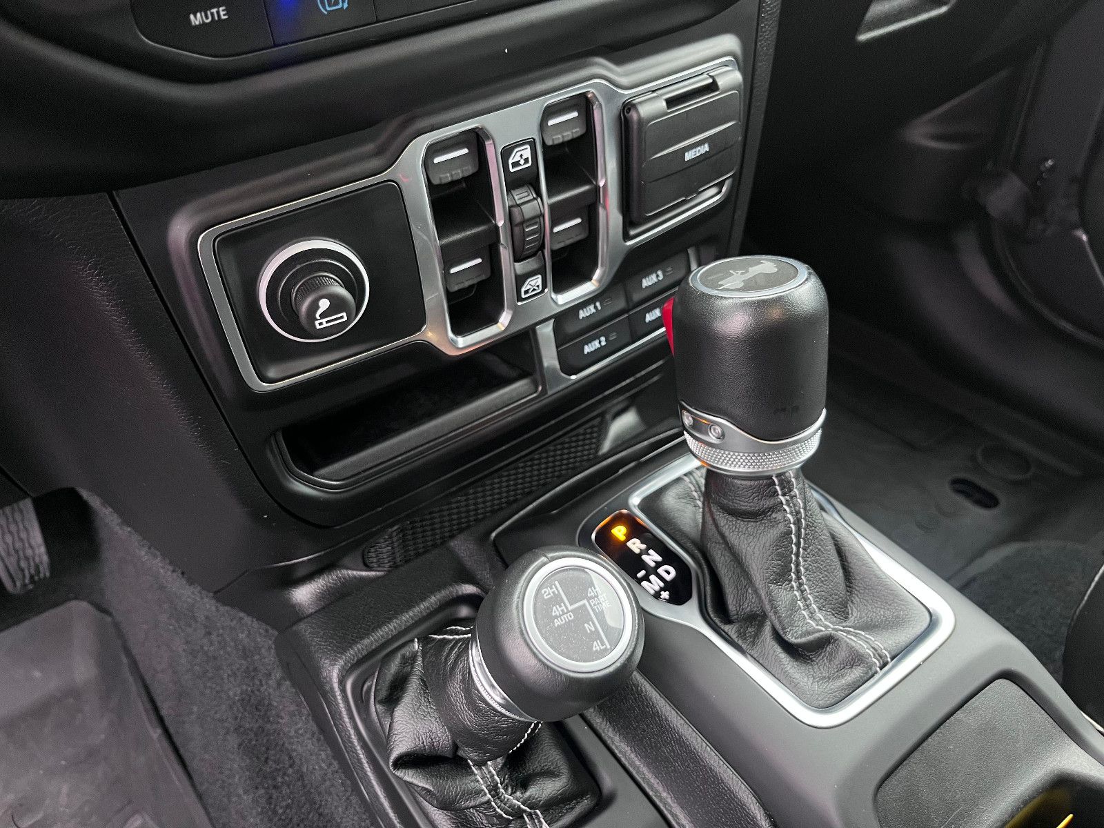 Fahrzeugabbildung Jeep Wrangler / Wrangler Unlimited Plug-In Hybrid Sah