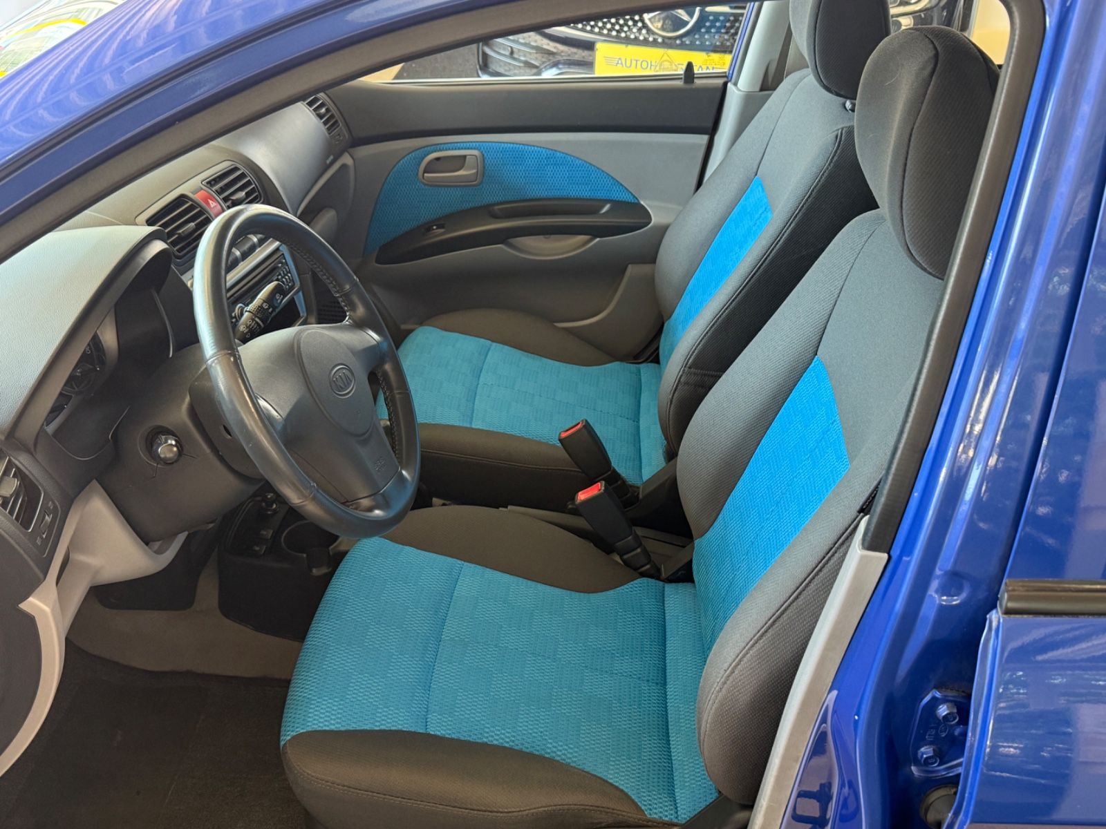 Fahrzeugabbildung Kia Picanto 1.1 EX
