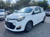 Renault Twingo Paris+AUTOM+KLIMA+AHK+1 HAND - Renault Twingo: Automatik