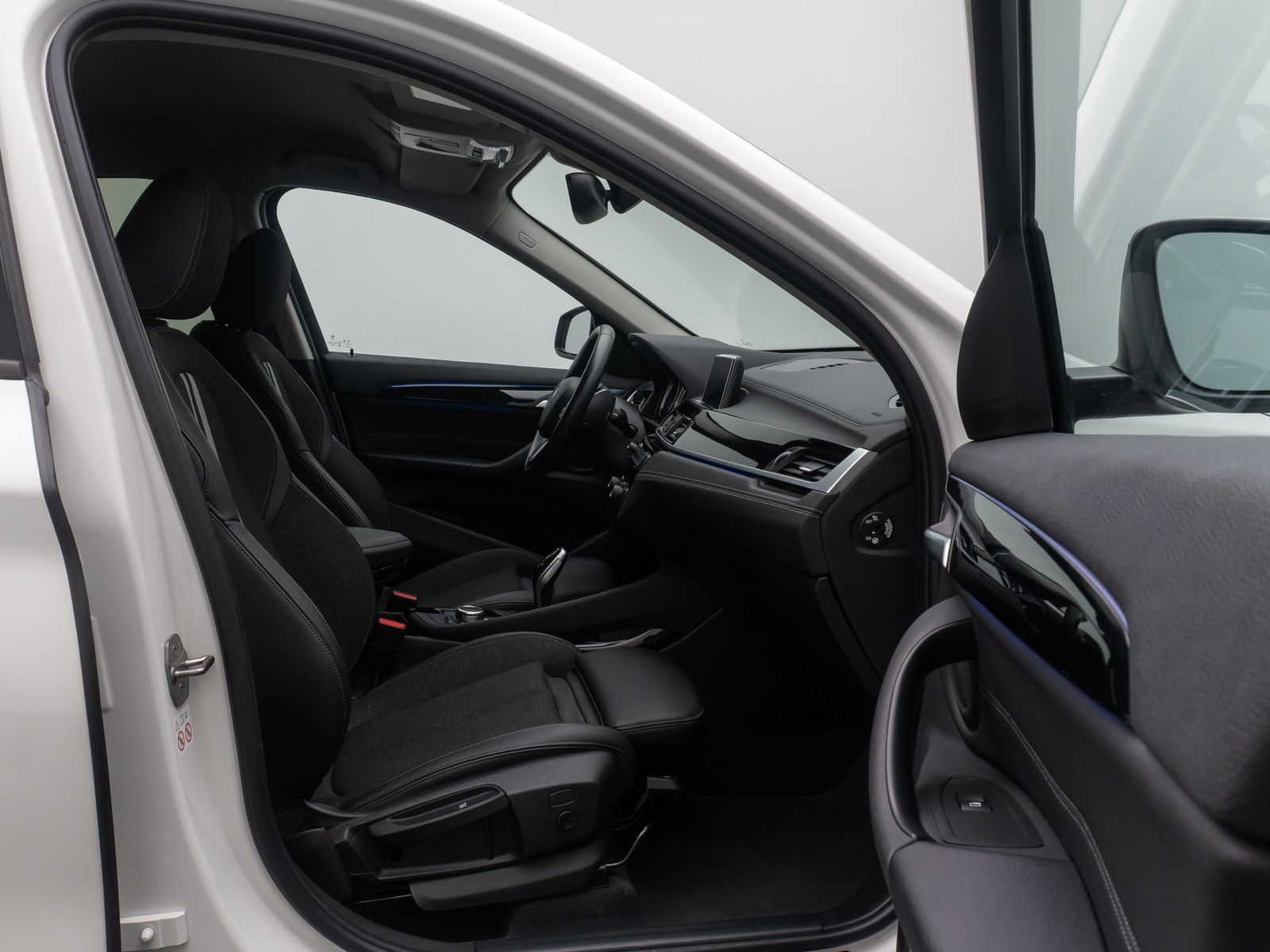 Fahrzeugabbildung BMW X1 sD18i Sport Line DAB Kamera DriveAssis 18Zoll