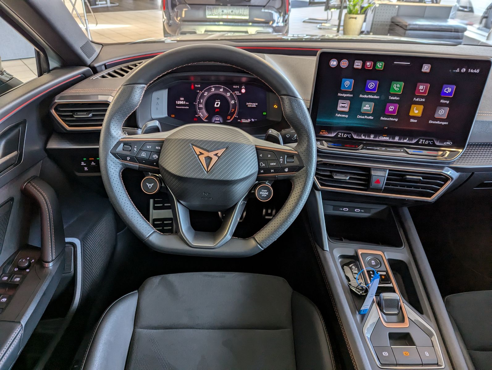 CUPRA Leon 1.5 eTSI Sennh Matrix Pano Edge/Dynamic AHK - Image 20