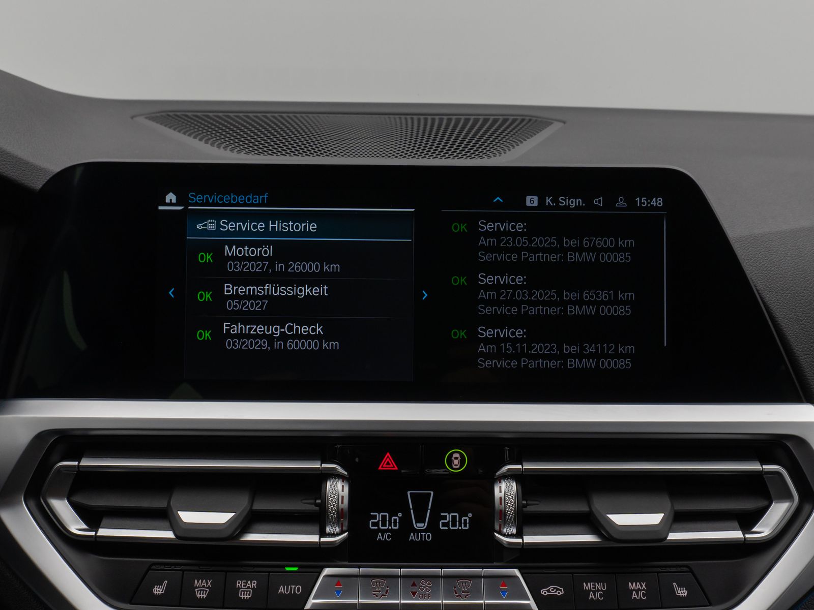 Fahrzeugabbildung BMW 330e Kamera DAB HiFi DrivingAssist Alarm Sport