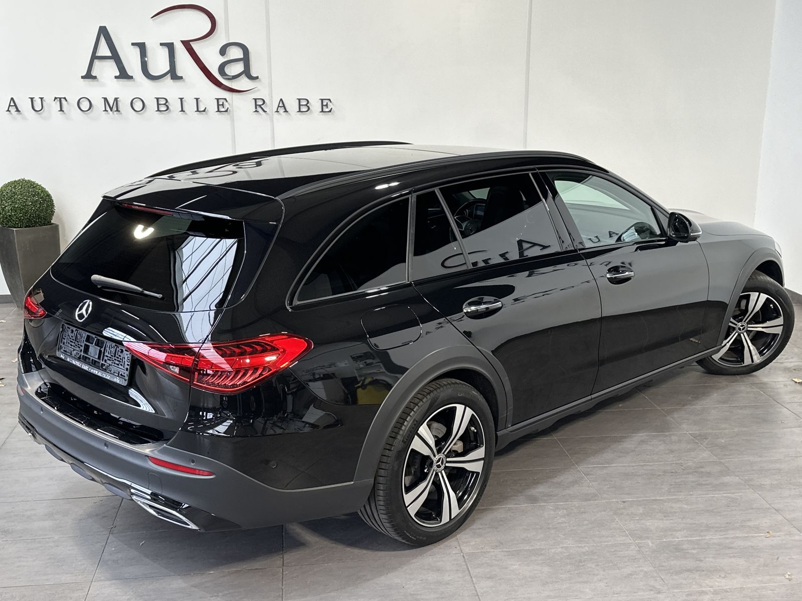 Fahrzeugabbildung Mercedes-Benz C 220d T All Terrain 4M NAV+LED+PANO+AHK+ACC