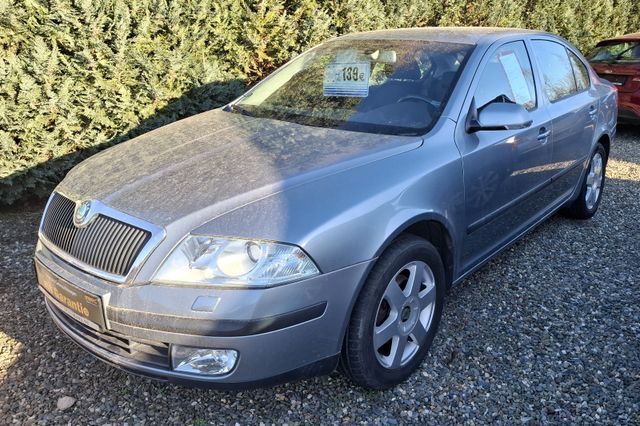 Skoda Octavia Lim. 2.0 Elegance *XENON  *TEILLEDER*