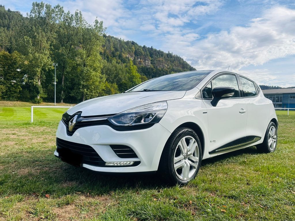 Image of Renault Clio