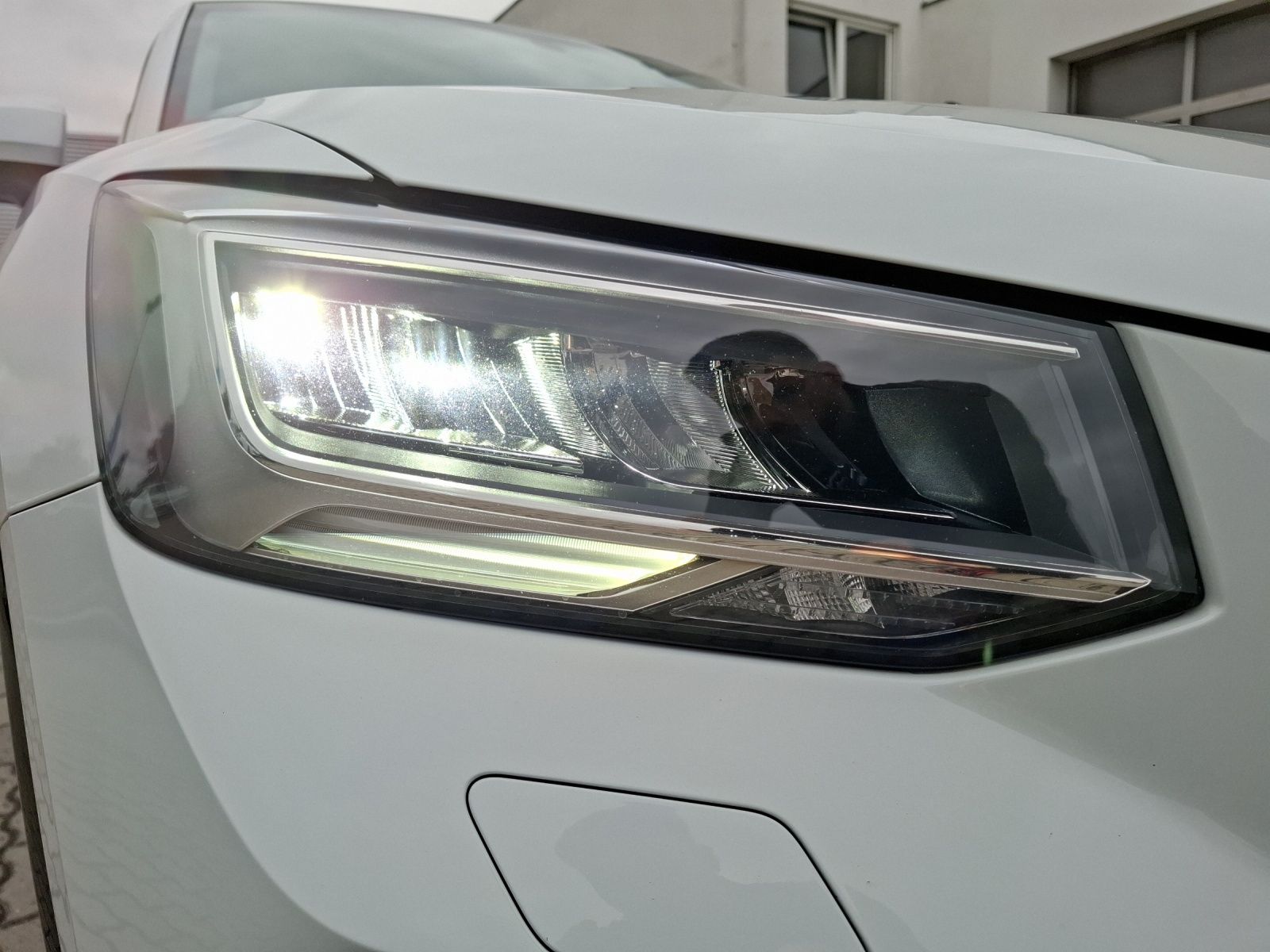 Fahrzeugabbildung Audi Q2 35 TFSI advanced S-tronic LED Navi ACC RFK SH