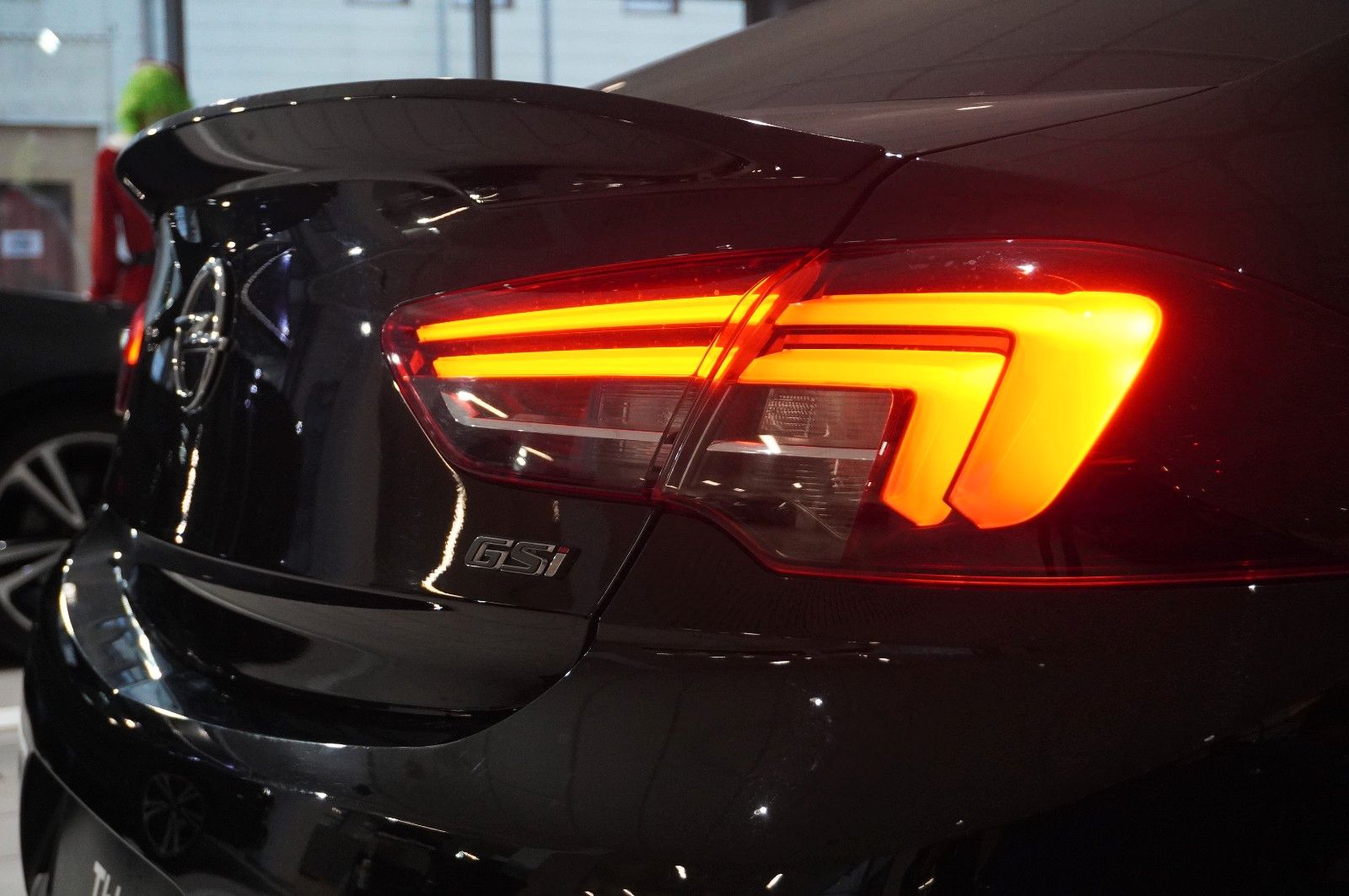 Fahrzeugabbildung Opel Insignia B GS GSi 4x4 PERFORMANCE/20"ALU/MASSAGE