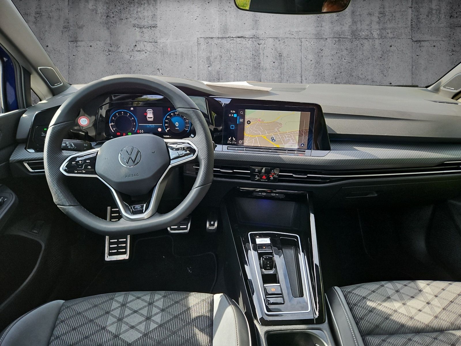 Golf Variant R-LINE 1.5 eTSI OPF DSG RFK