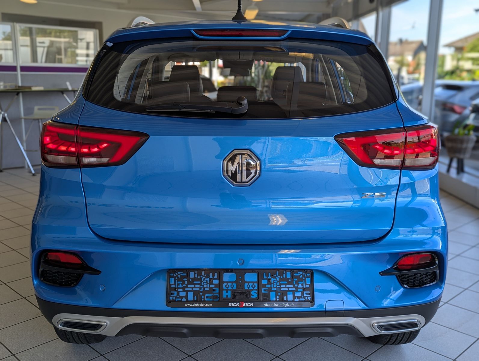 MG ZS