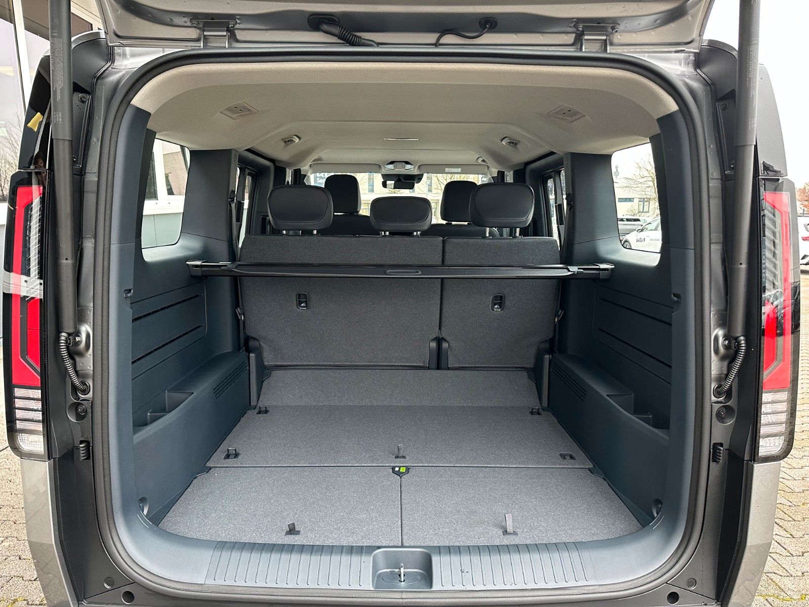 Fahrzeugabbildung Kia PV5 Passenger 71.2 ELITE WP SMP PP SP AW