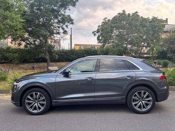 Audi Q8 - 2