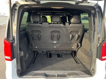 Mercedes V 250 - 6