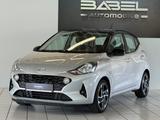 Hyundai i10 1.2 Autom. Carplay Sitzhz. Kamera *Garantie* - Hyundai i10 Gebrauchtwagen in Bremen