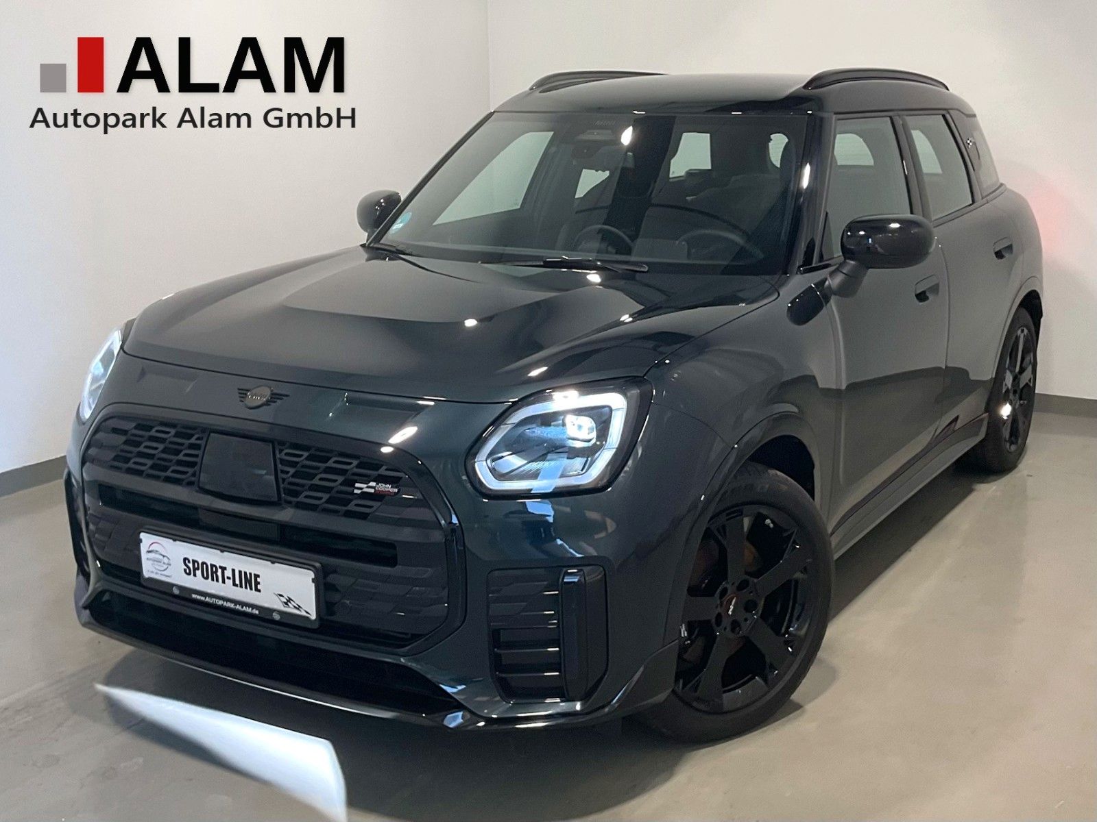 MINI Countryman C (Cooper) 2024, 1.5 benzīns, Automāts, Universāls, Pelēks — Latvijā