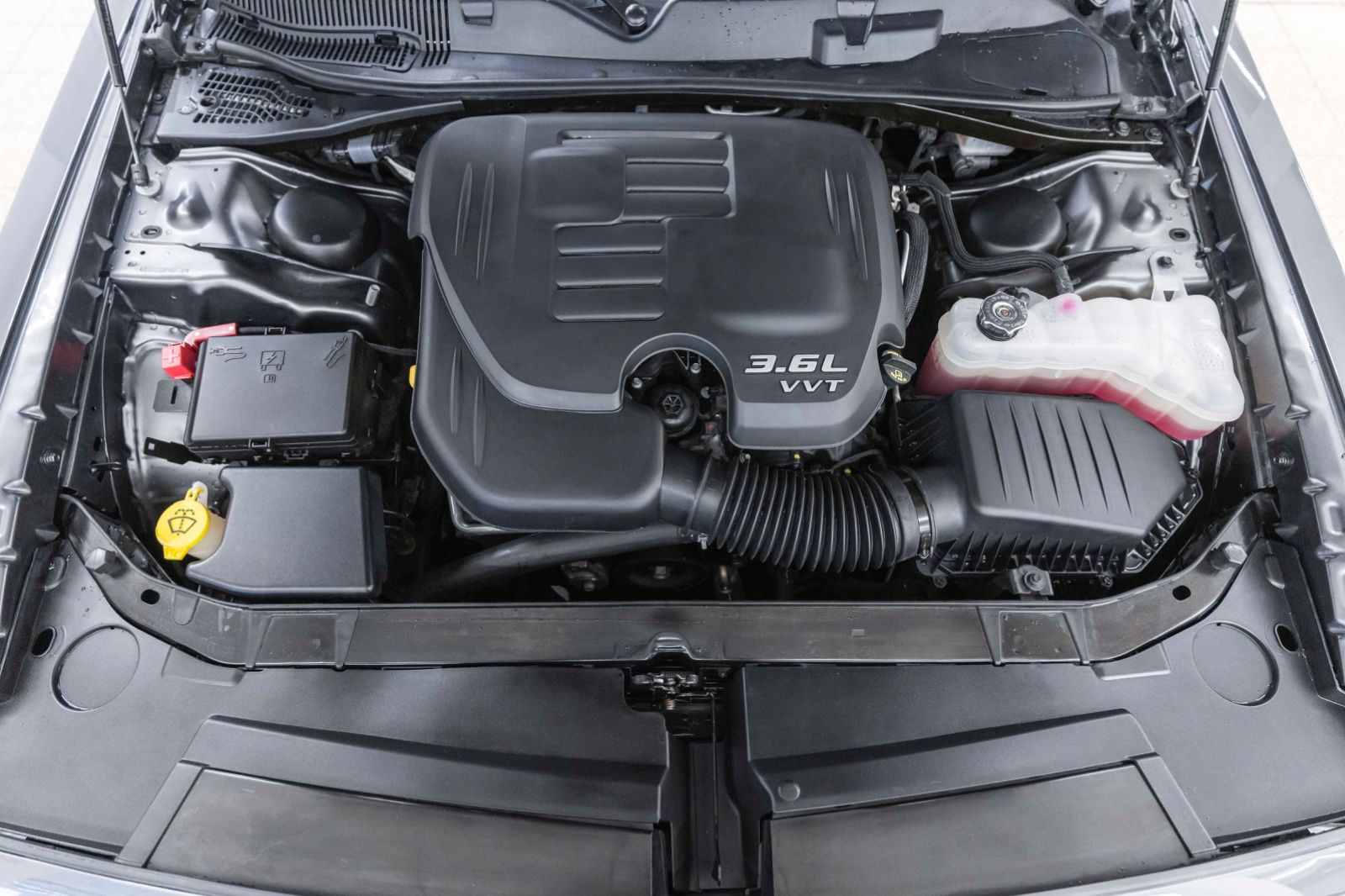 Fahrzeugabbildung Dodge Challenger 3,6L AWD CARPLAY KAM SHZ ALPINE ALC