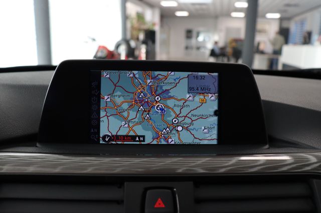 Fahrzeugabbildung BMW 320d Touring Modern Line PDC|SHZ|XENON|NAVI|