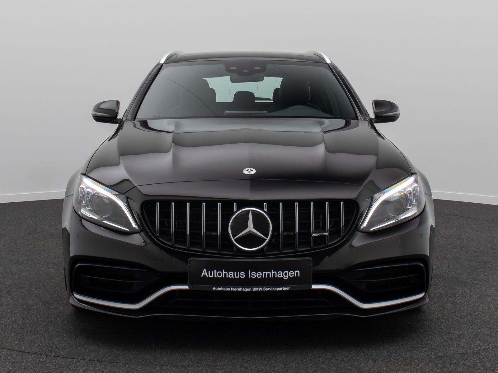Fahrzeugabbildung Mercedes-Benz C 63 AMG Panorama DAB Burmester Komfort Voll