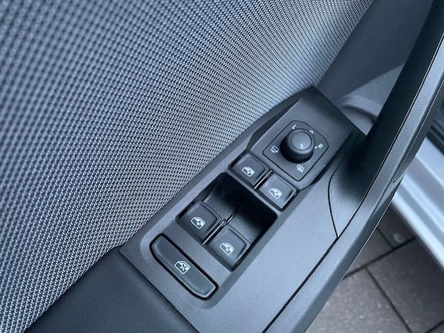 Leon Sportstourer 2.0 TDI DSG Style Navi Digital