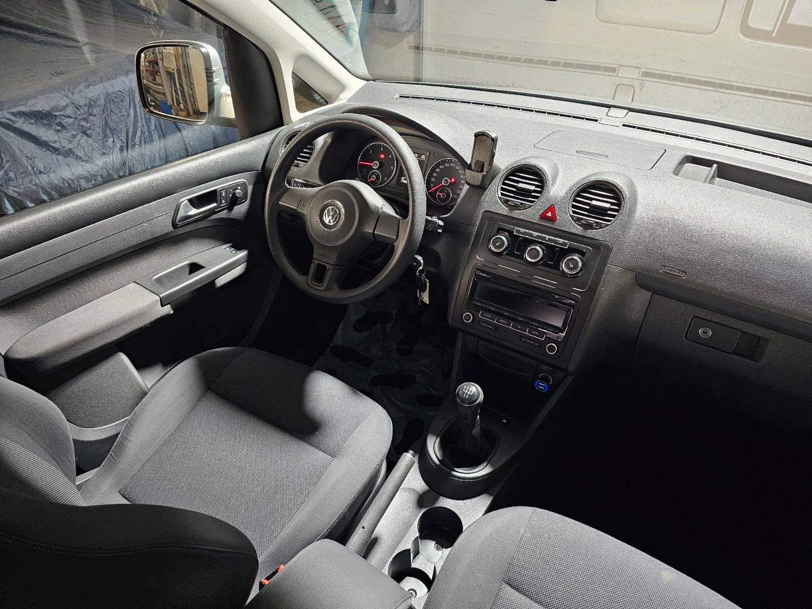 Volkswagen Caddy TÜV Kundendienste ZR neu