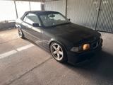 BMW E36 325iA Cabrio - BMW 325 aus 1993: 325i E36