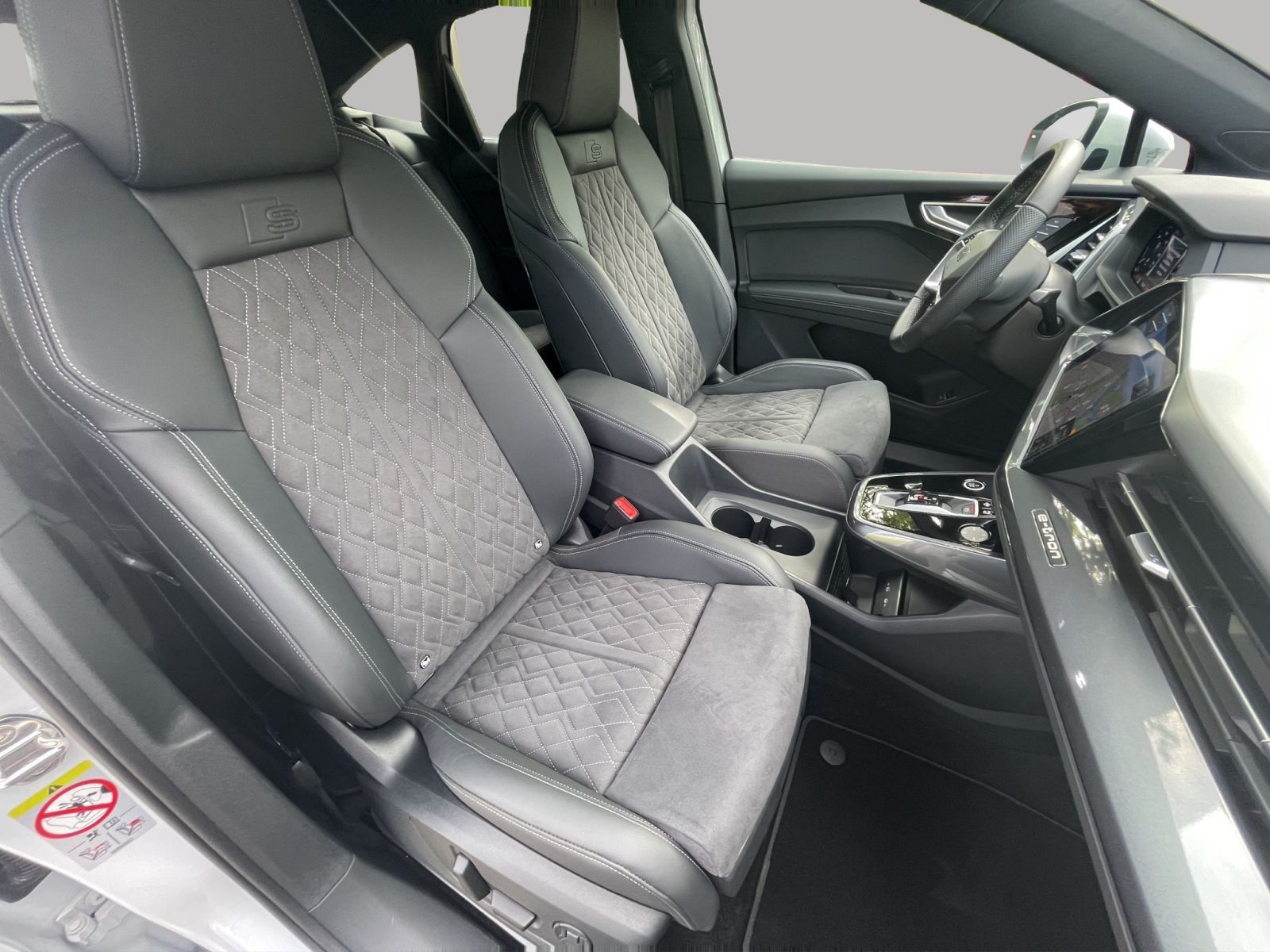 Audi Q4 e-tron - Bild 18