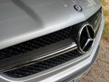 Mercedes-Benz SL 63 AMG Performance Paket Panorama Dach - silberne Mercedes-Benz SL 63 AMG