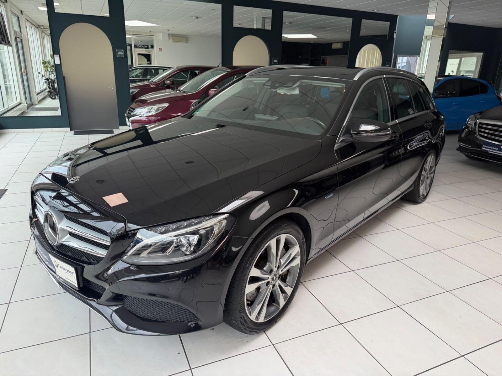 Mercedes-Benz C 350 eT Avantgarde Airmatic Distronic+ Pano AHK