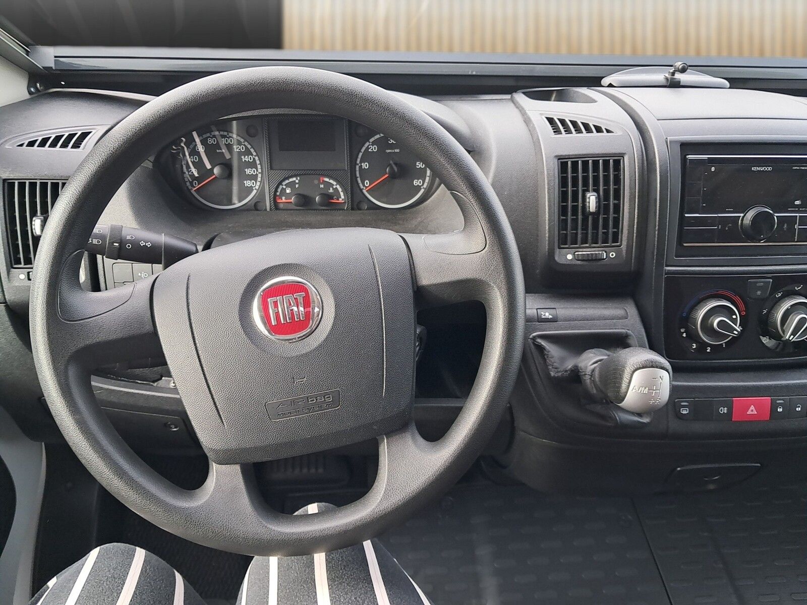 Fahrzeugabbildung Sunlight T 68 Luftfederung,AHK,Markise,SAT+TV